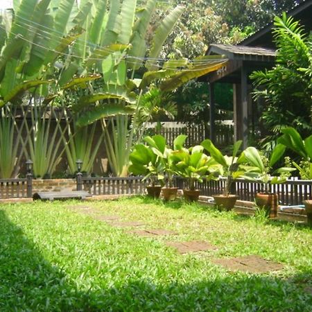 Garden Home Bed And Breakfast Rangum Exterior foto