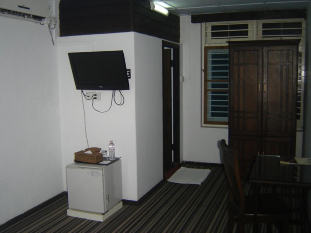 Garden Home Bed And Breakfast Rangum Quarto foto