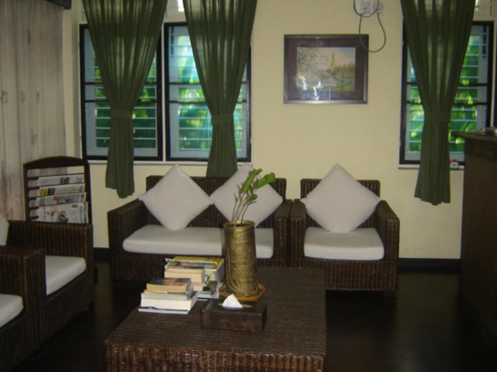 Garden Home Bed And Breakfast Rangum Exterior foto